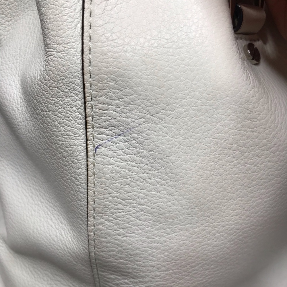 Leather bag. - Picture 8 of 16